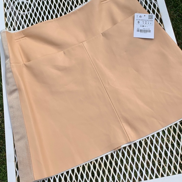 🎁 ZARA MINI PU NWT - Marshmellow SOFT LEATHER - Picture 2 of 7